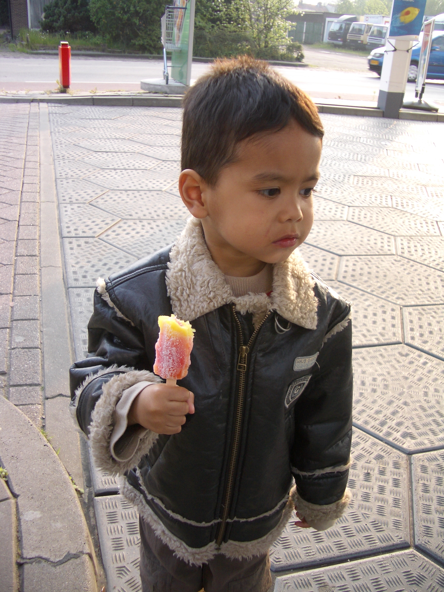 Rotation of 2004 05 05 017